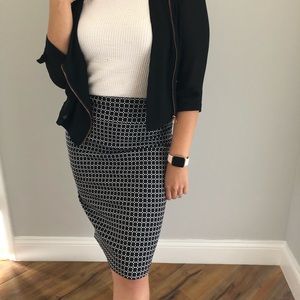 Pencil skirt- midi skirt